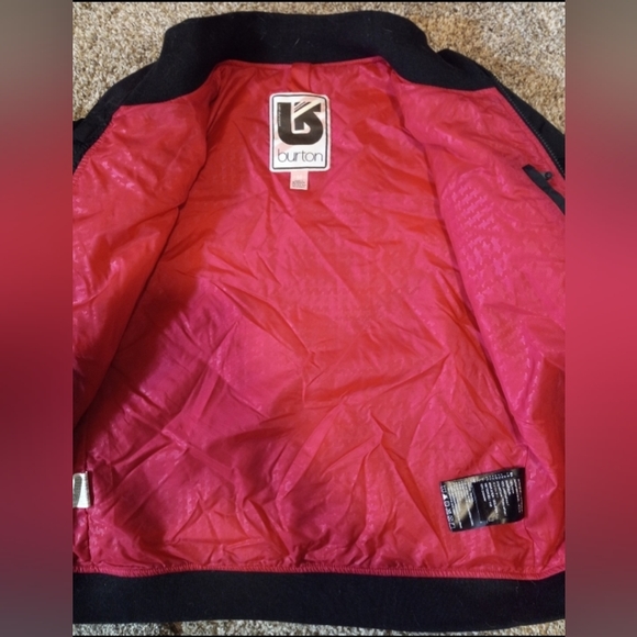 Burton M winter jacket / coat, Black with Red accents - Picture 5 of 9